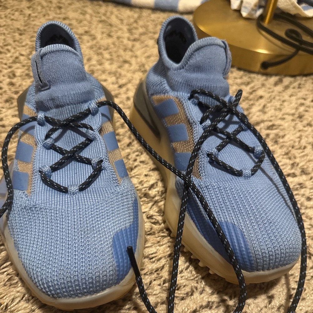 Adidas women’s sneakers NMDs1 size 7
